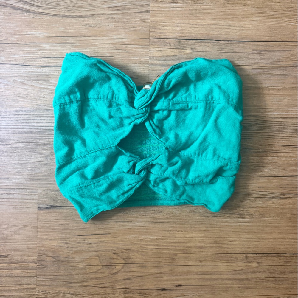 Blanco by Nature Emerald green cotton crop top in a S #cropped #summer